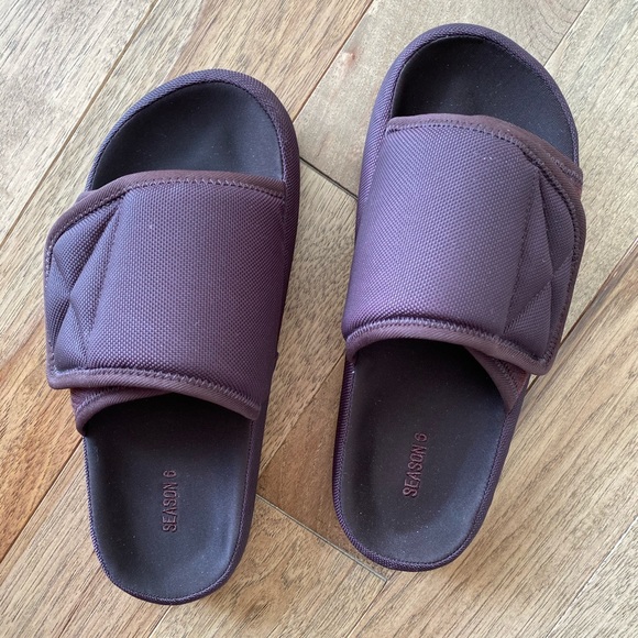 Yeezy Slide Earth Brown Mens Fashion Men s. Carousell
